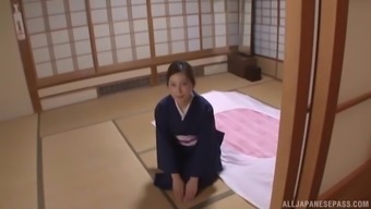 Experienced Japanese chick opens her legs for a fellow