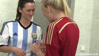 Rival soccer players hit the showers for some lesbian sex