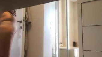 dressing room hidden cam catches naked MILF