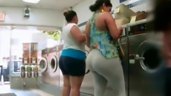 Latina with fat ass leggings