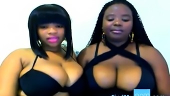 Ebony webcam: Kelly & Kity