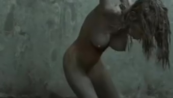 Mud Slut bathing (lol) HD Porn Videos - SpankBang