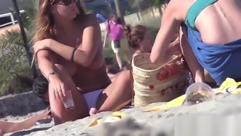 Topless beach Girls Hidden Cam Voyeur HD Video