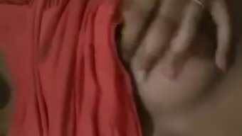 Srilankan nursery teacher boobs show
