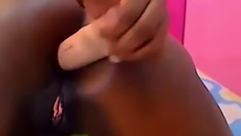 Ebony pink pussy on cam