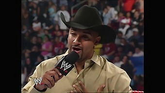 WWE Stephanie McMahon (Raw 2005) 