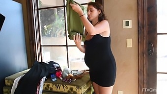 Video of amateur pregnant lady Indica having some naughty fun