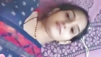 Indian beautiful pussy licking by stepbrother in midnight 