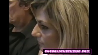 Amazing Blonde Wife plays with strangers in Cinema !