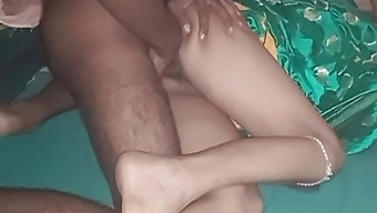 Indian beauty indulges in hot sex with desi girls