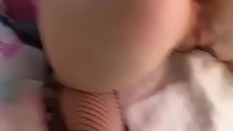 Amateur sex with my hairy Asian girlfriend leads to intense orgasm